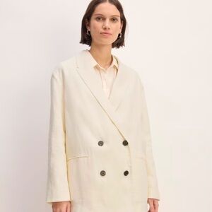 NWT EVERLANE linen Double-Breasted Blazer cream
Size 2